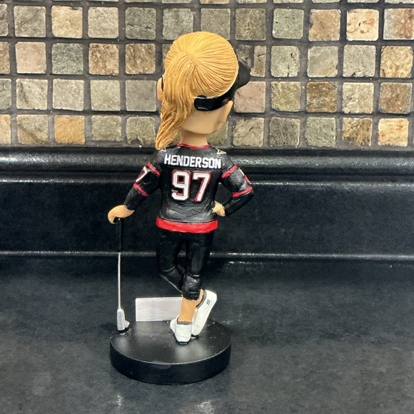Brooke Henderson golfer, limited edition Senators Bobblehead Figurine -Black Red - Picture 4 of 4